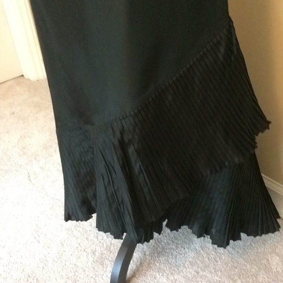 Cache Black Skirt - Picture 4 of 9